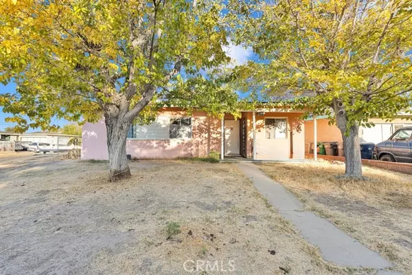 45318 Gadsden Avenue, Lancaster, CA 93534