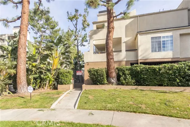 Woodland Hills (los Angeles), CA 91367,5500 Owensmouth Avenue #216