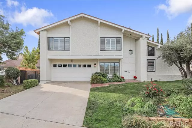 24040 Via Candela, Valencia (santa Clarita), CA 91355