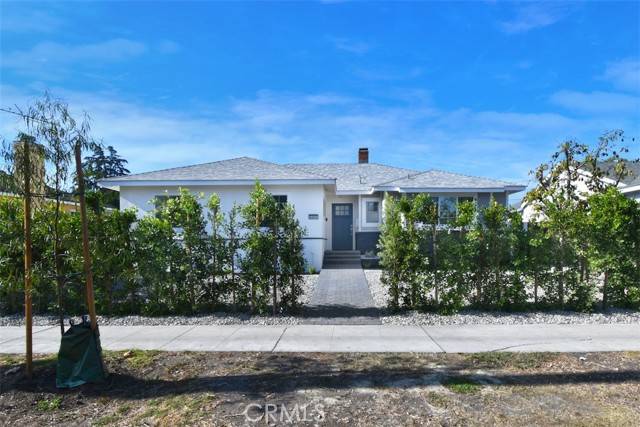 6261 Tampa Avenue, Tarzana (los Angeles), CA 91335