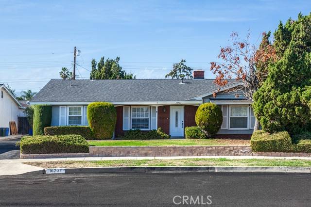 16701 Romar Street, North Hills (los Angeles), CA 91343