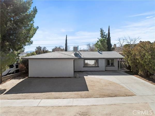 336 E Avenue R6, Palmdale, CA 93550