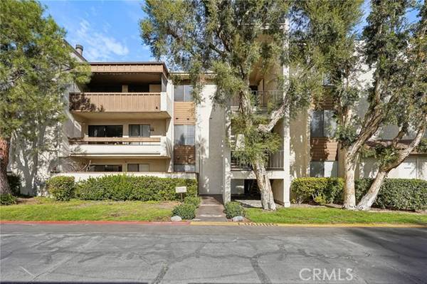 5800 Owensmouth Avenue #53, Woodland Hills (los Angeles), CA 91367