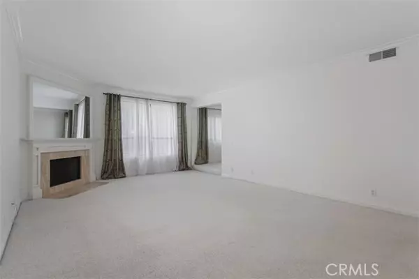 Sherman Oaks, CA 91403,4707 Willis Avenue #108