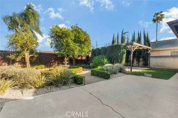 7758 Coldwater Canyon Avenue, North Hollywood (los Angeles), CA 91605