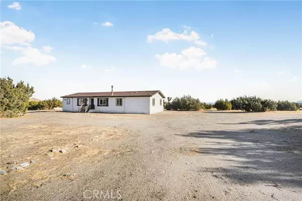 10025 Blue Stake Road, Phelan, CA 92371