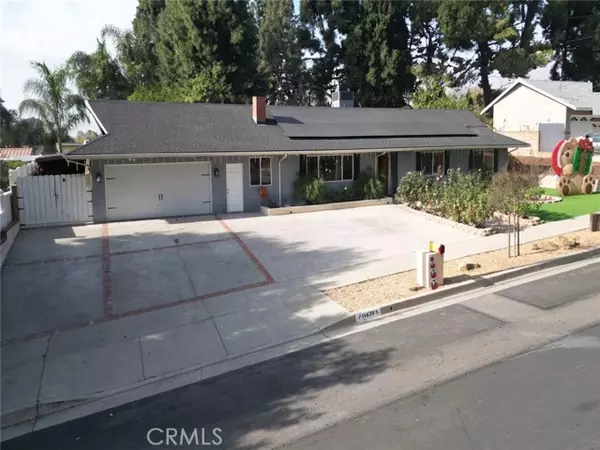 11439 Jeff Avenue, Sylmar (los Angeles), CA 91342