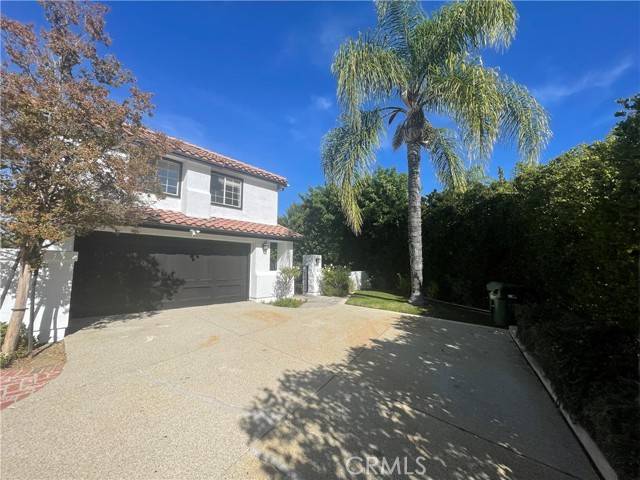 24801 Calle Cedro, Calabasas, CA 91302