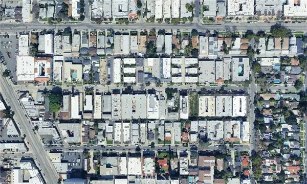 North Hollywood (los Angeles), CA 91602,10814 Blix Street