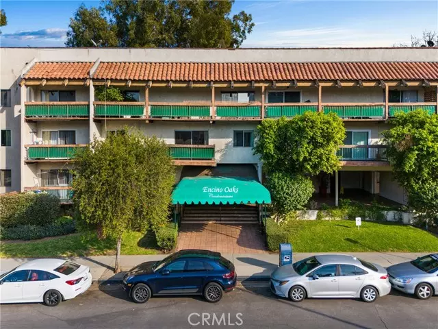 5460 White Oak Avenue #E209, Encino (los Angeles), CA 91316