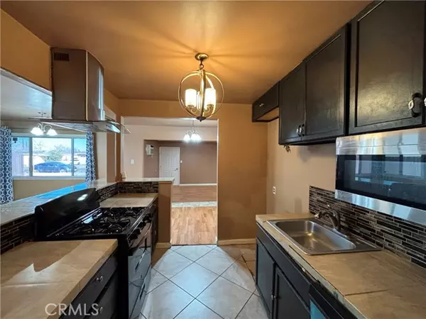 Palmdale, CA 93551,38809 Juniper Tree Road