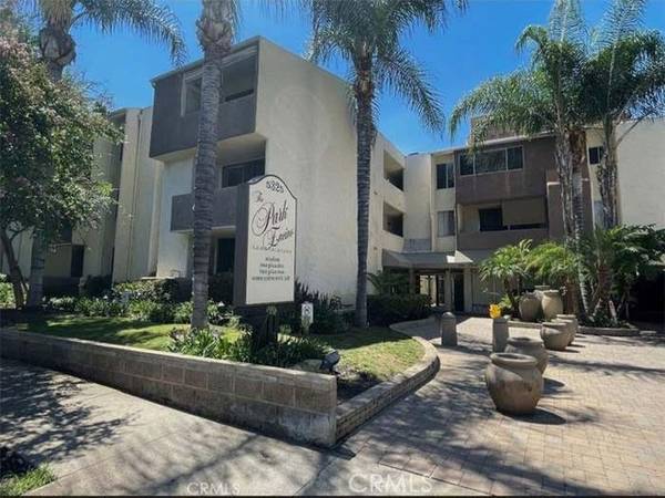 5325 Newcastle Avenue #129, Encino (los Angeles), CA 91316