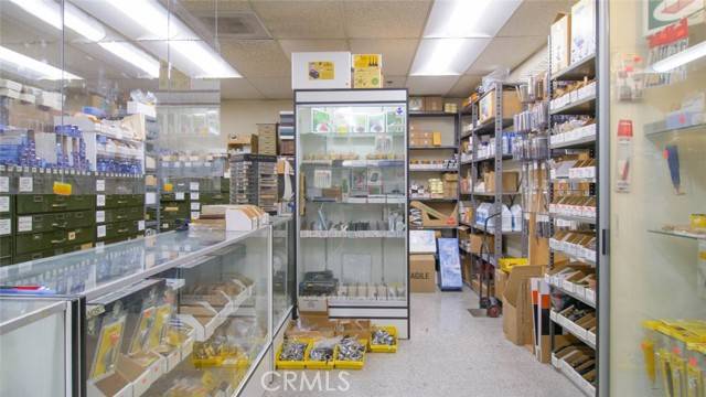 706 South Hill Street, Los Angeles, CA 90014