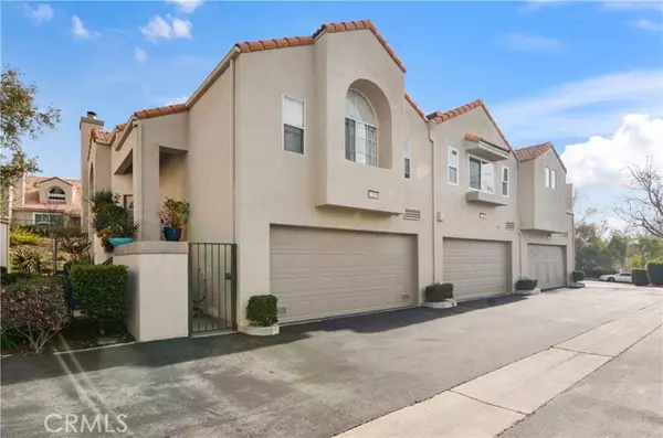 22307 Mission Circle, Chatsworth (los Angeles), CA 91311