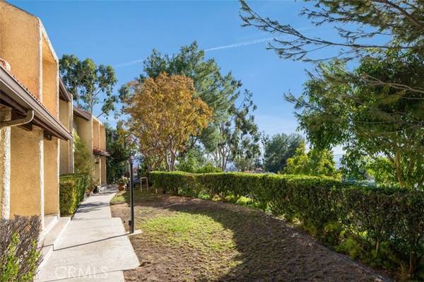 9534 Via Ricardo, Burbank, CA 91504