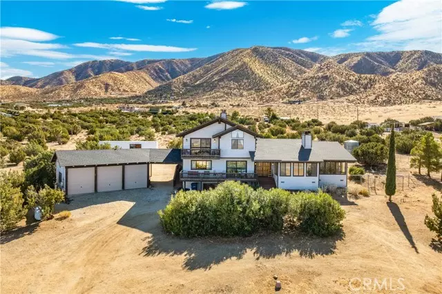 10520 Cima Mesa Road, Juniper, CA 93543