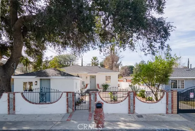 24057 Race Street #A & B, Newhall (santa Clarita), CA 91321