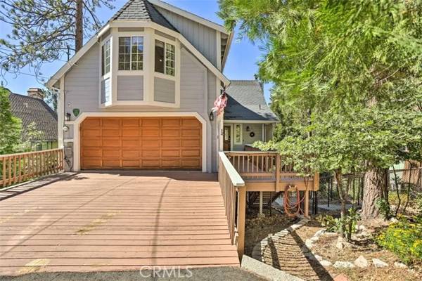 884 Grass Valley Road, Lake Arrowhead, CA 92352