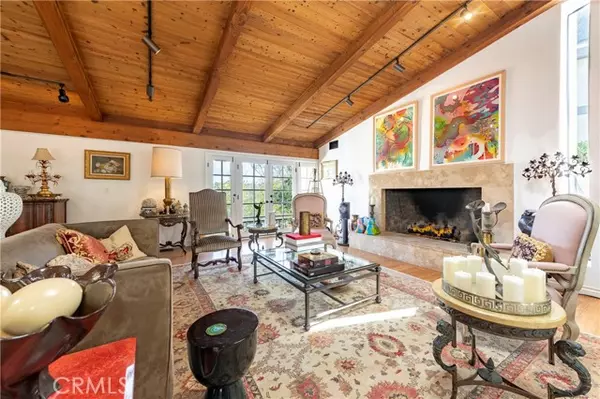 Encino (los Angeles), CA 91436,4567 Tara Drive