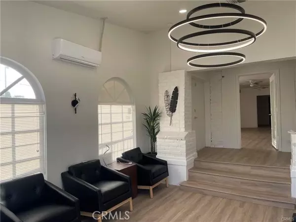 San Pedro (los Angeles), CA 90731,660 W 7th Street