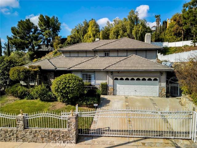 11907 Louise Avenue, Granada Hills (los Angeles), CA 91344