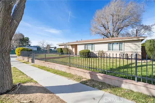 671 W Avenue J12, Lancaster, CA 93534