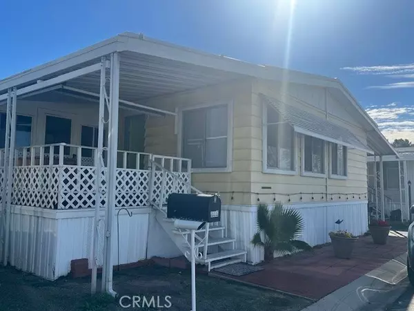 21001 Plummer Street #116, Chatsworth (los Angeles), CA 91311