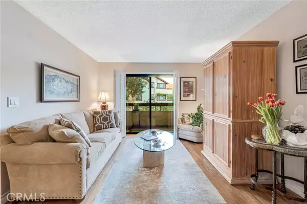 28010 Tiffany Lane #309, Canyon Country (santa Clarita), CA 91387