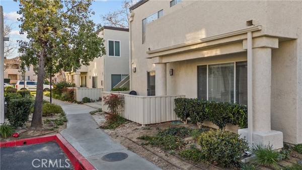 24412 Valle Del Oro #102, Newhall (santa Clarita), CA 91321