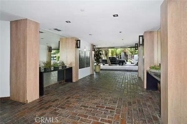 West Hollywood, CA 90069,720 Huntley Drive #212