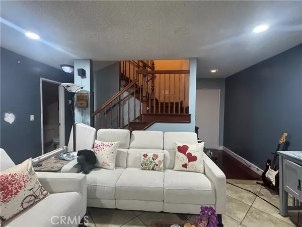 Panorama City (los Angeles), CA 91402,8730 Cedros Avenue #C