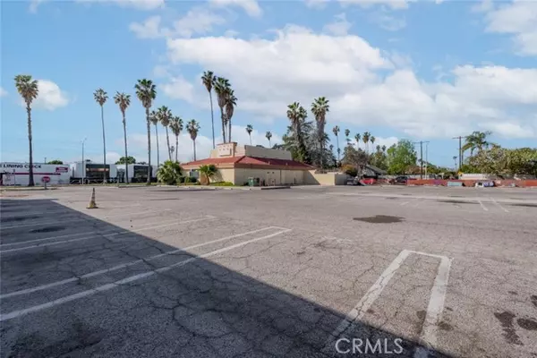 Van Nuys (los Angeles), CA 91406,16955 Sherman Way