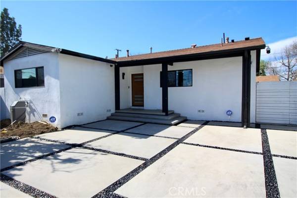 6949 Wilbur Avenue, Reseda (los Angeles), CA 91335