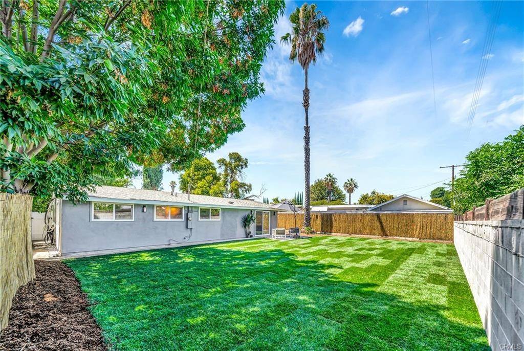 Winnetka (los Angeles), CA 91306,20641 Archwood Street
