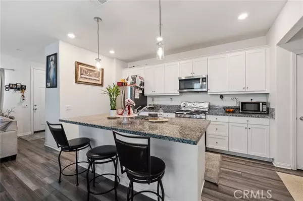 Canyon Country (santa Clarita), CA 91387,17038 Mitchell Drive