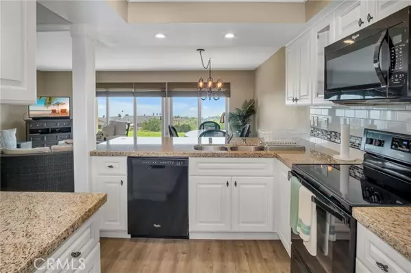 San Clemente, CA 92672,546 Avenida Adobe