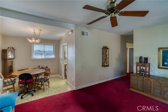 North Hollywood (los Angeles), CA 91605,7924 Tujunga Avenue