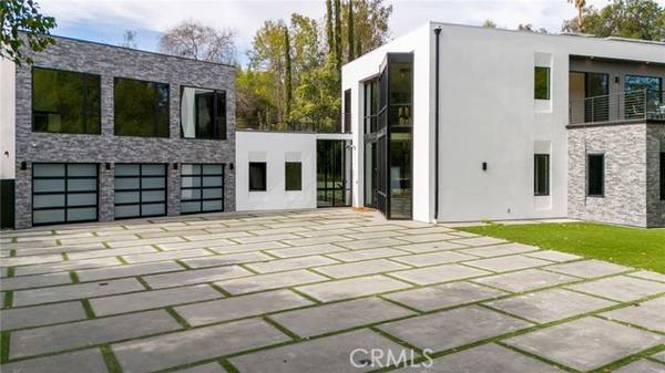 4653 Vanalden Avenue, Tarzana (los Angeles), CA 91356