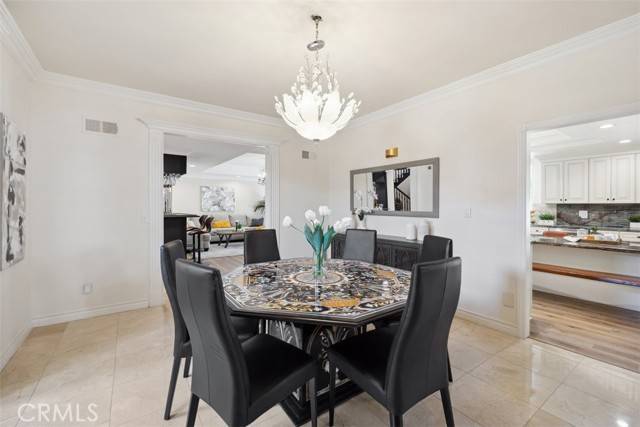 Woodland Hills (los Angeles), CA 91364,4415 Dulcinea Court