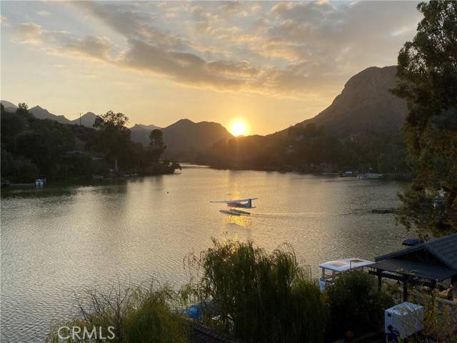Agoura Hills, CA 91301,2106 Lakeshore Drive