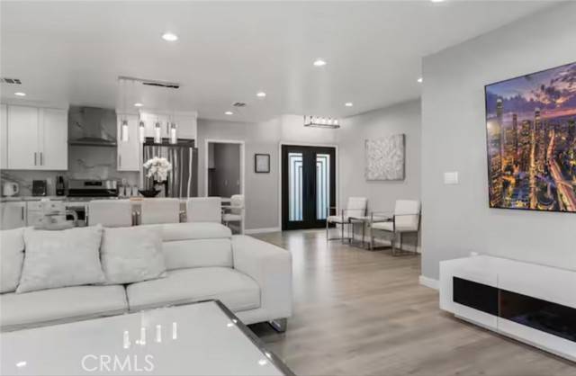North Hollywood (los Angeles), CA 91605,13047 Lorne Street