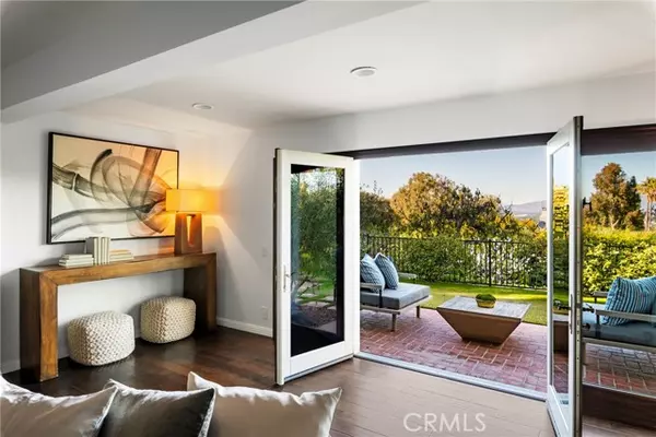 Sherman Oaks, CA 91403,3723 Scadlock Lane