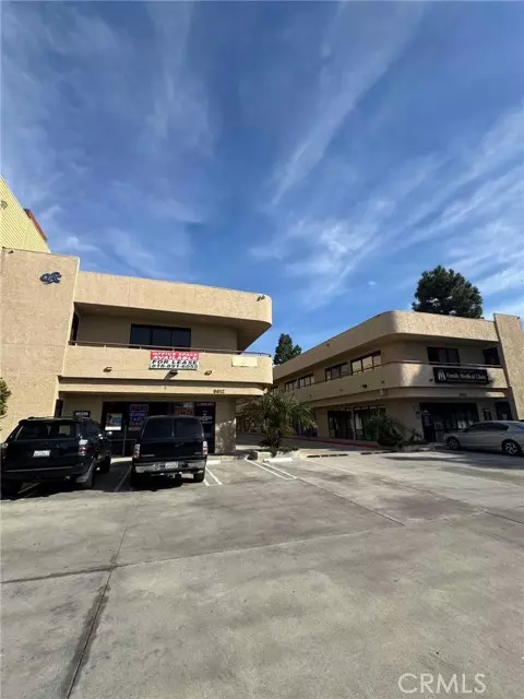 Panorama City (los Angeles), CA 91402,9612 VAN NUYS Boulevard