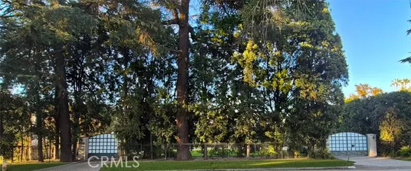 Sherman Oaks, CA 91401,13157 Chandler Boulevard