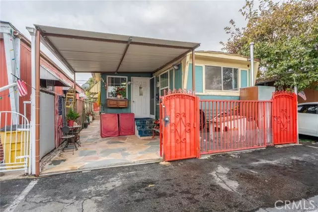 Compton, CA 90221,16002 S Atlantic Ave #C-11