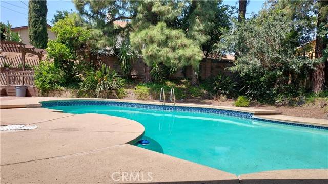 Sylmar (los Angeles), CA 91342,14761 Drell Street