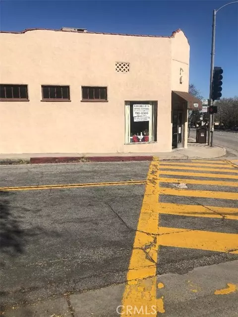 La Canada Flintridge, CA 91011,1129 Foothill Boulevard
