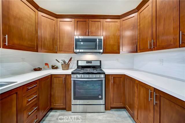 San Fernando, CA 91340,1101 N Maclay Avenue #13