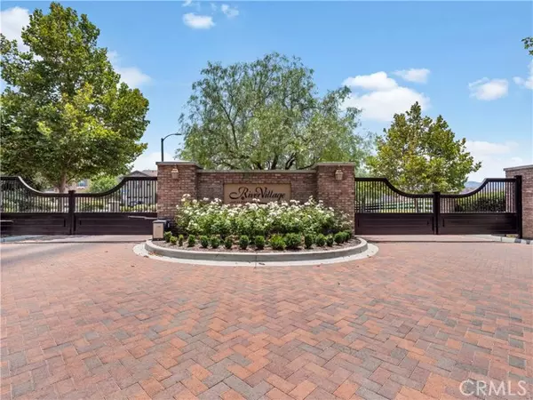 Saugus (santa Clarita), CA 91350,22587 Skipping Stone Drive