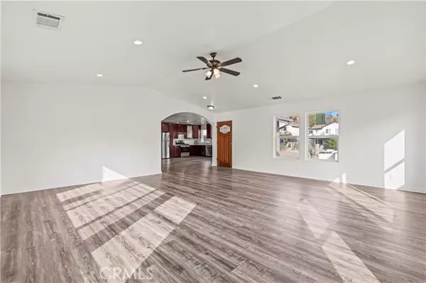 Castaic, CA 91384,28637 Chiquito Canyon Road